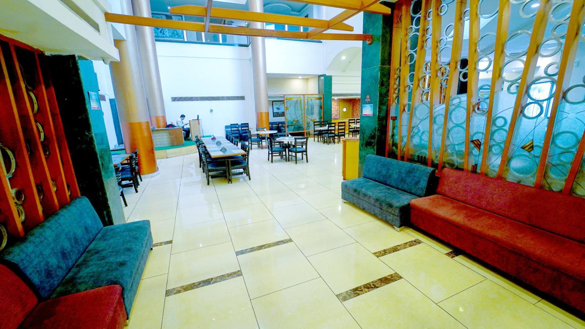 Hotel The Plaza Haïdarabad Extérieur photo